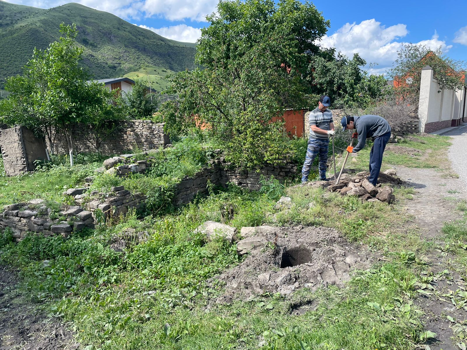 Благоустройство участков.